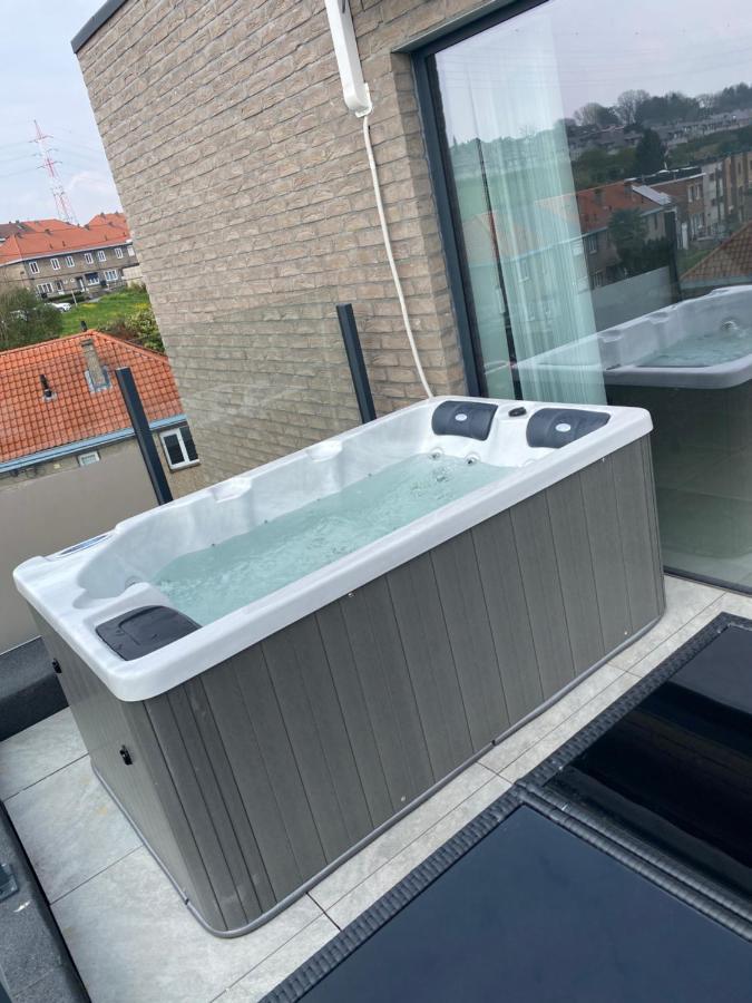 Liege Luxe & Jacuzzi Sous Les Etoiles Apartment Saint-Nicolas  Exterior foto